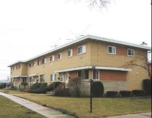 8653 Gregory Ln. #5, Des Plaines, IL 60016