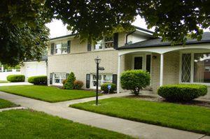 5325 Oakdale Dr., Oak Lawn, IL 60453