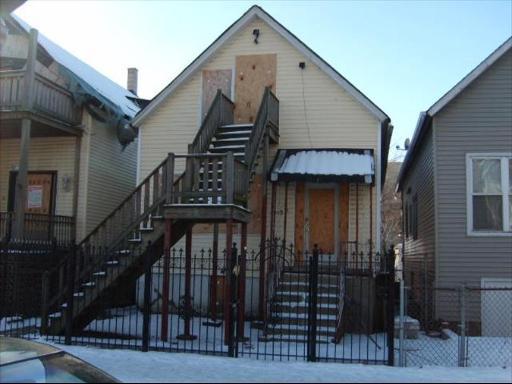 1910 N Francisco Ave., Chicago, IL 60647