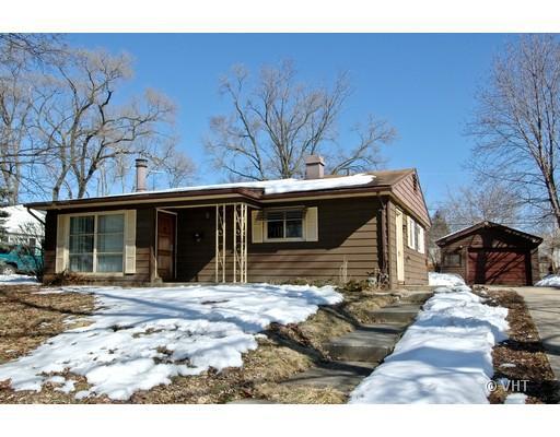 47 Wren Rd., Carpentersville, IL 60110