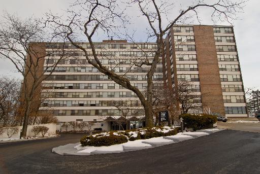 1616 Sheridan Rd. #1B, Wilmette, IL 60091