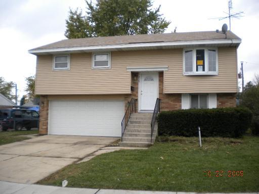 710 Dexter Ave., Romeoville, IL 60446