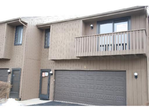 7461 Colosseum Dr. #4, Rockford, IL 61107