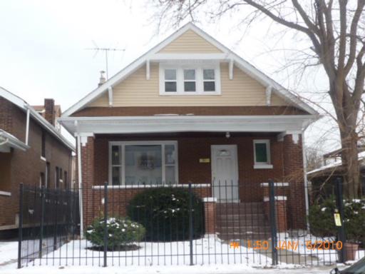 7743 S Colfax Ave., Chicago, IL 60649