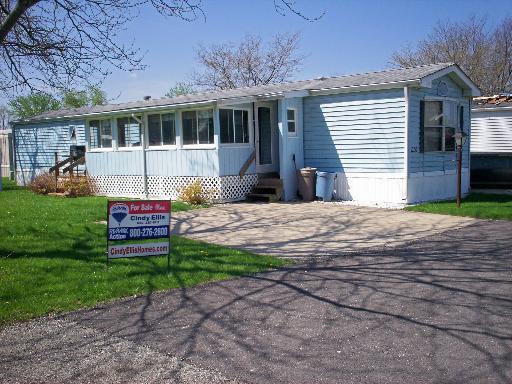 1230 Nicole Ln., Sandwich, IL 60548