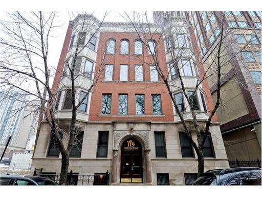 119 W Chestnut St. #4W, Chicago, IL 60610