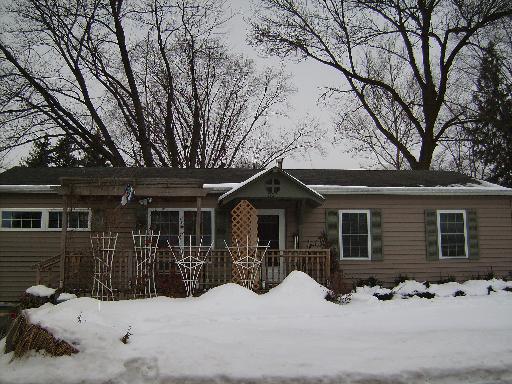 321 Four Winds Way, Carpentersville, IL 60110