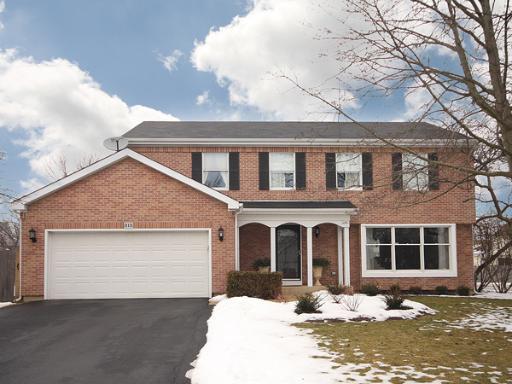 315 Meadow Green Dr., Naperville, IL 60565