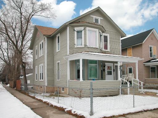 583 S Lincoln Ave., Aurora, IL 60505
