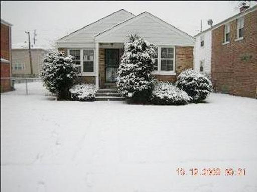 1129 Marshall St., Bellwood, IL 60104