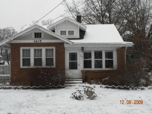 4619 Charles St., Rockford, IL 61108