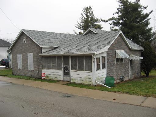 463 W.lincoln St., Utica, IL 61373