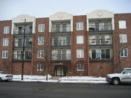 5840 W Lawrence Ave. #304, Chicago, IL 60630