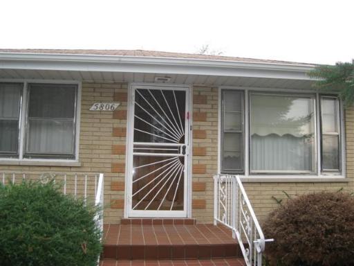 5806 W 89th St., Oak Lawn, IL 60453