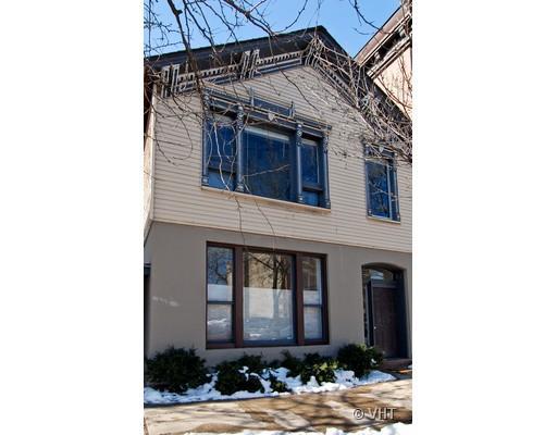 1734 N Sedgwick St., Chicago, IL 60614