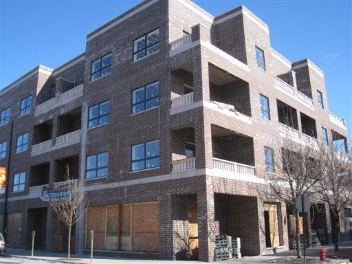 1952 W Cuyler #402, Chicago, IL 60618