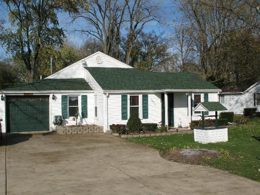 2433 Garden St., Joliet, IL 60435