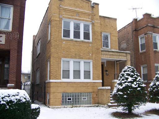 4851 W Barry Ave., Chicago, IL 60641