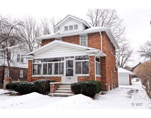 810 Augusta Ave., Elgin, IL 60120