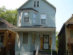 8556 S Colfax Ave., Chicago, IL 60617