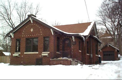 708 S Liberty St., Elgin, IL 60120