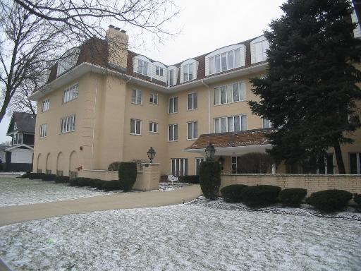 75 S 6th Ave. #203, La Grange, IL 60525