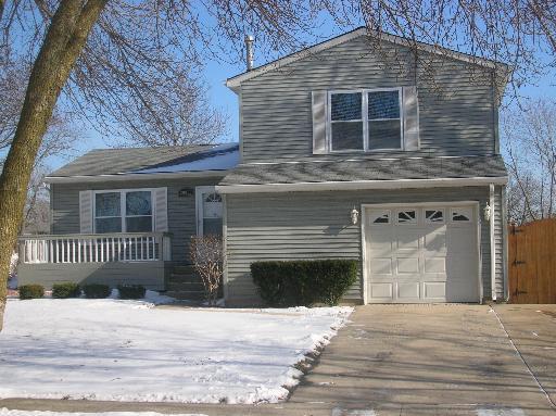 20011 Spruce Dr., Frankfort, IL 60423
