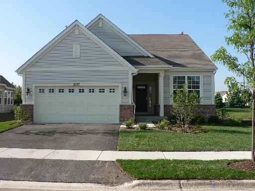 2137 Highbury Ln., Aurora, IL 60502