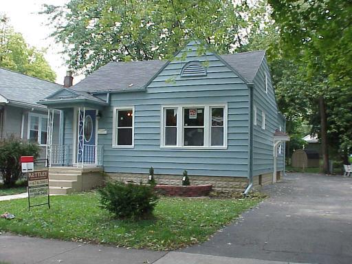 525 May St., Aurora, IL 60506