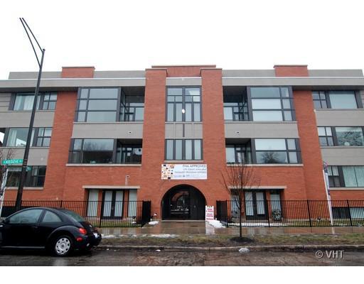 2065 N Kedzie Blvd. #214, Chicago, IL 60647
