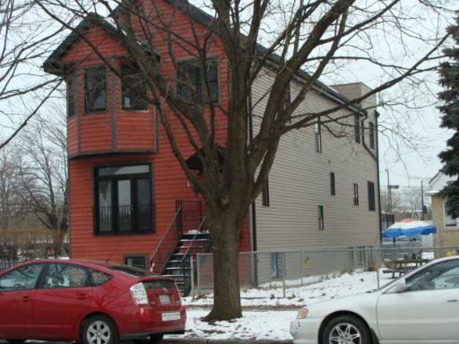 6431 N Paulina Ave., Chicago, IL 60626