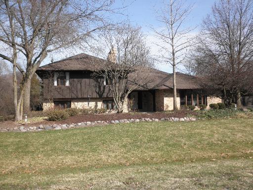 175 Pheasant Run Tr., North Barrington, IL 60010