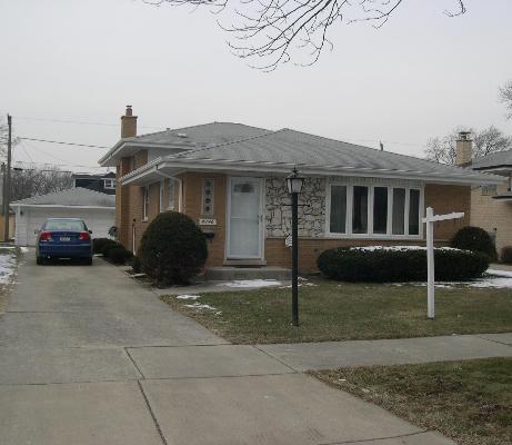 4340 Elm Ave., Brookfield, IL 60513