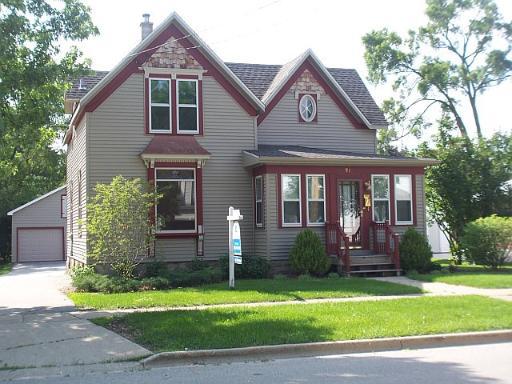 91 Pomeroy Ave., Crystal Lake, IL 60014