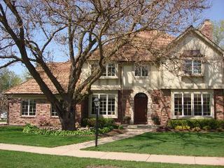 900 Winslow Cir., Glen Ellyn, IL 60137