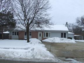 85 Kingman Ln., Hoffman Estates, IL 60194