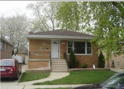 330 Calhoun Ave., Calumet City, IL 60409