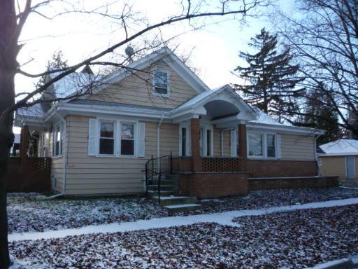 601 W Atlantic Ave., Waukegan, IL 60085