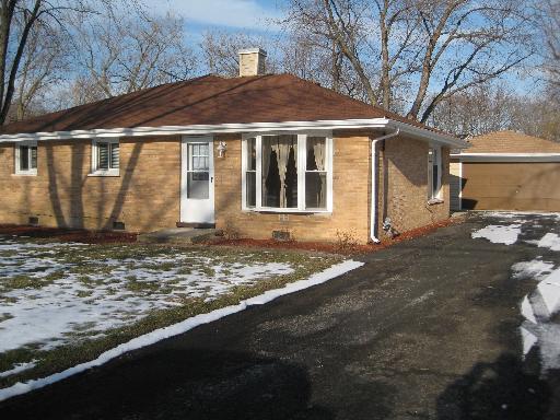 7601 Eleanor Pl., Willowbrook, IL 60527
