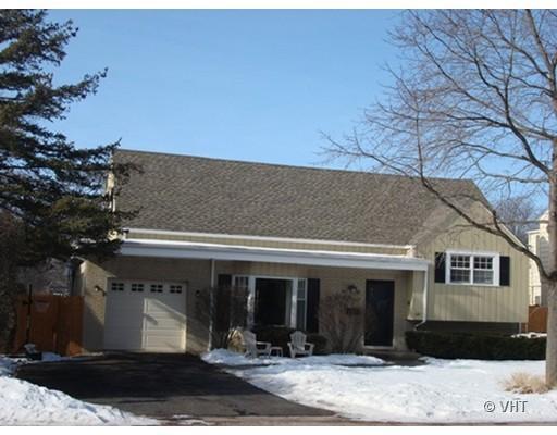 621 Ouilmette Ln., Wilmette, IL 60091