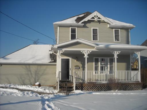 111 Richards St., Joliet, IL 60433