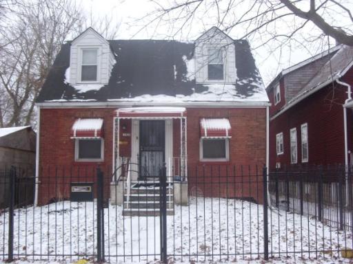 1305 W 112th St., Chicago, IL 60643