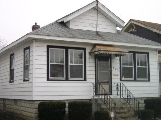 563 Harrison Ave., Calumet City, IL 60409