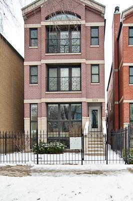 3223 N Racine Ave. #2, Chicago, IL 60657