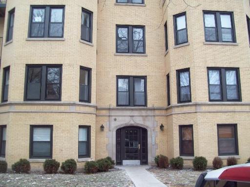 6501 N Mozart Ave. #3S, Chicago, IL 60645