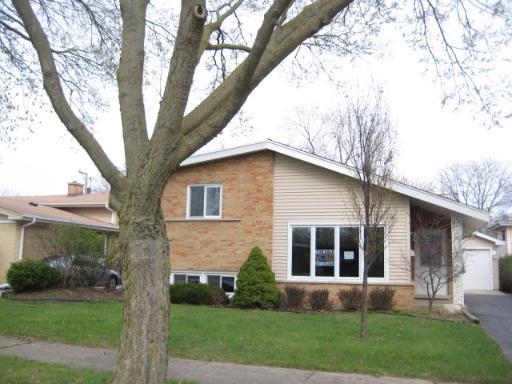 8921 Nashville Ave., Morton Grove, IL 60053