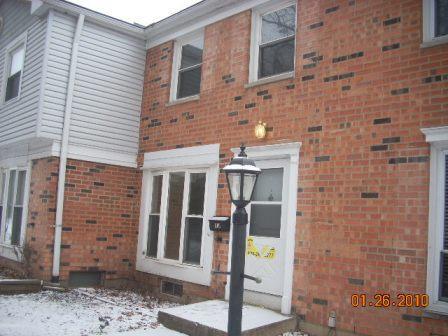 1105 Colony Ct., Streamwood, IL 60107