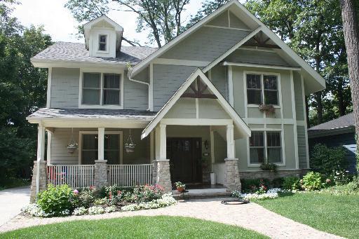 606 Riford Rd., Glen Ellyn, IL 60137