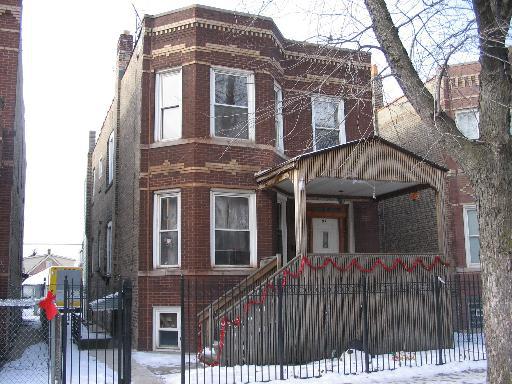 910 N Springfield Ave., Chicago, IL 60651