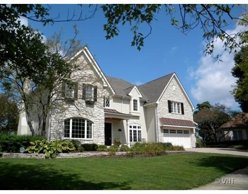1353 Calcutta Ln., Naperville, IL 60563